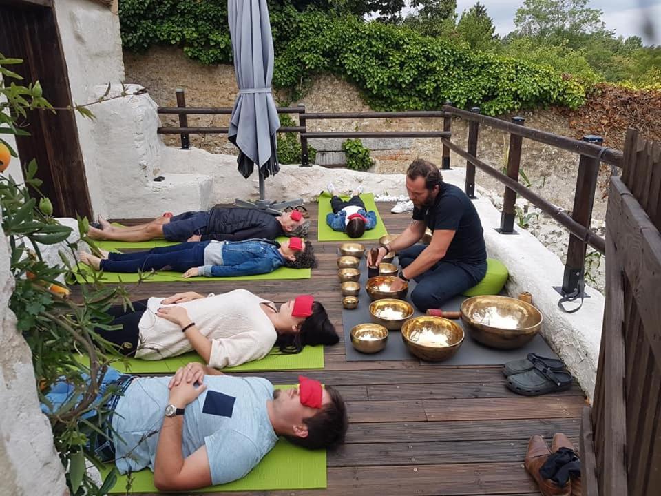 La Belmontaise Bed and Breakfast Beaumont-sur-Sarthe Esterno foto