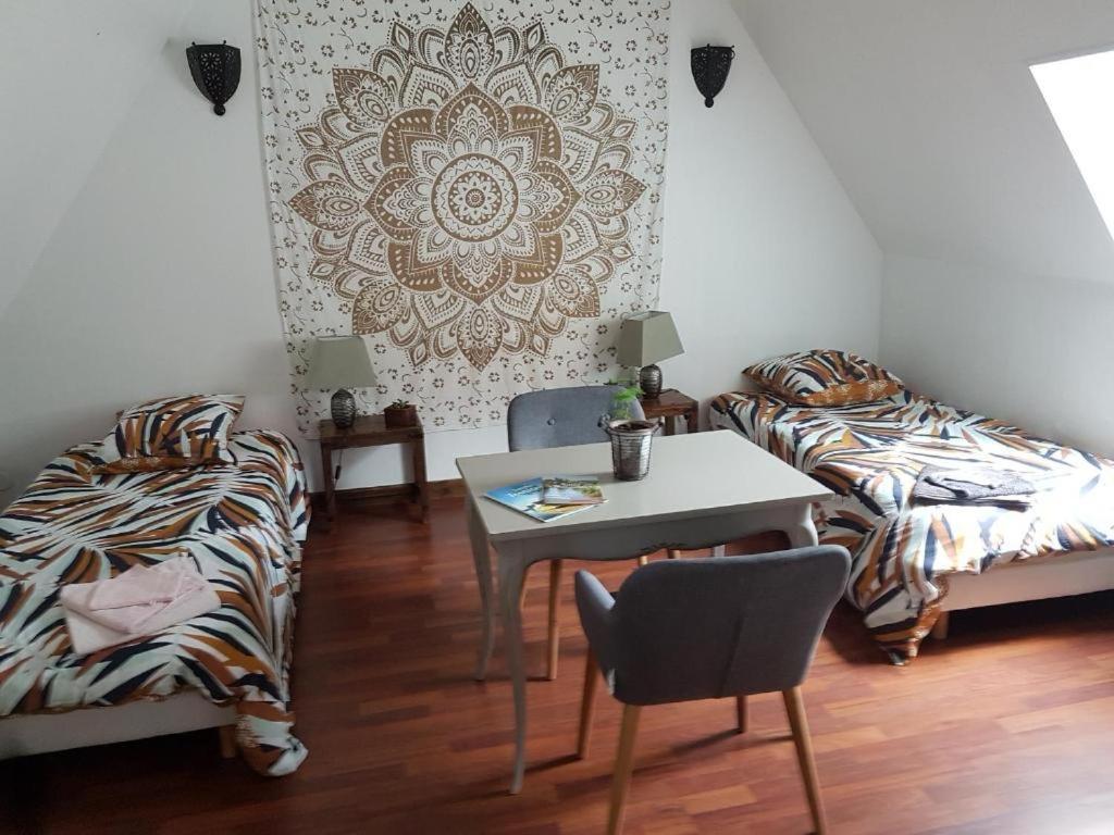 La Belmontaise Bed and Breakfast Beaumont-sur-Sarthe Esterno foto